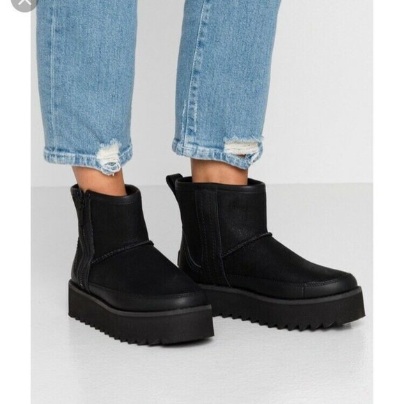 Ugg Classic Rebel Biker Chucky Mini 